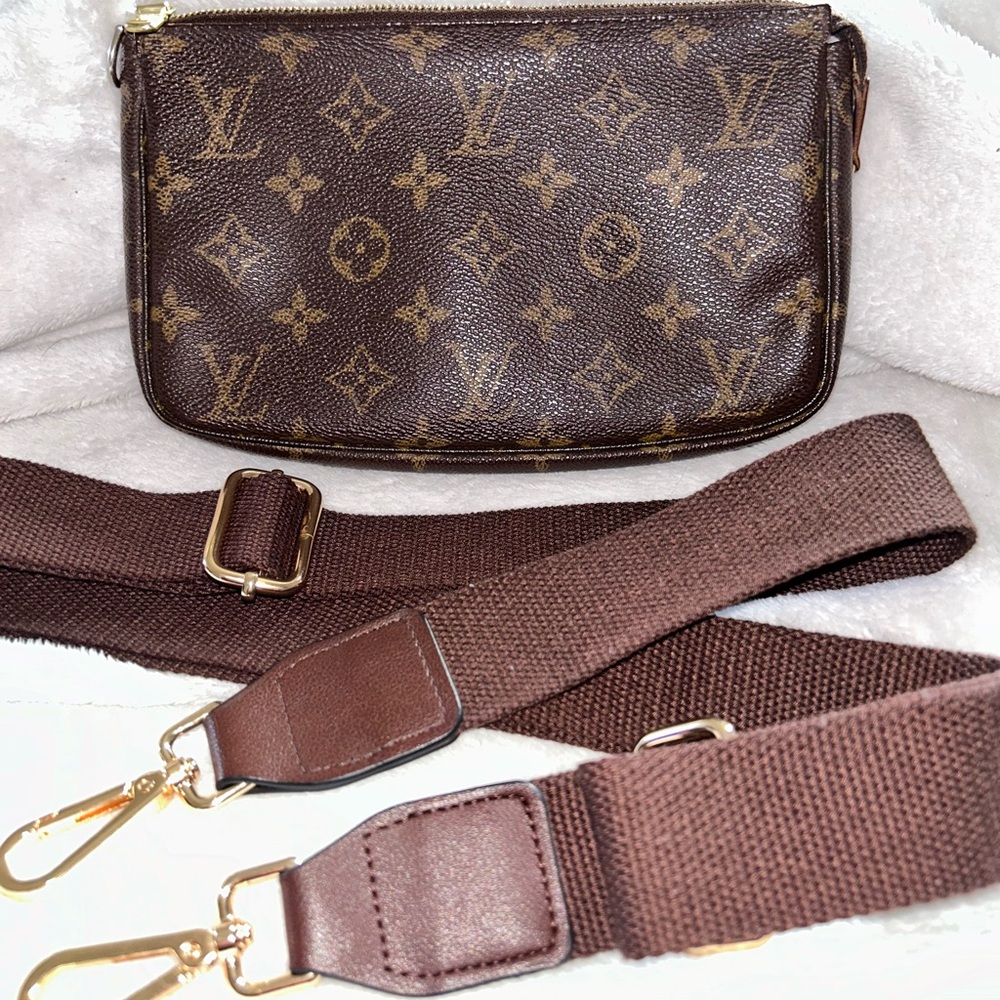 Luis Vuitton Pouchette